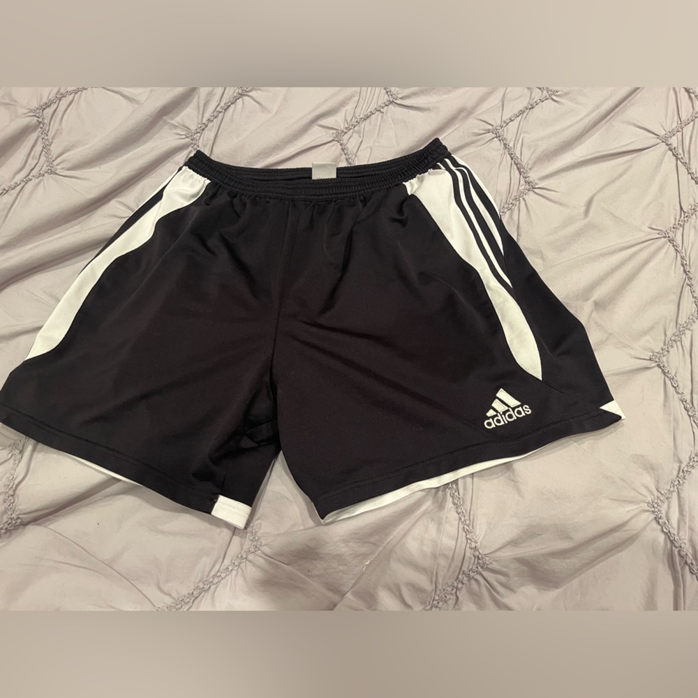 Adidas vintage shorts XL